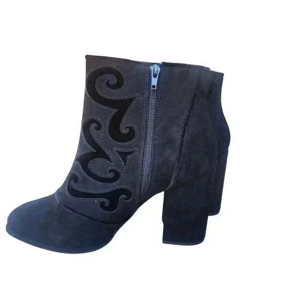 Cloudwalkers Black Faux Suede Ankle Boots Womens 10W - Picture 11 of 11